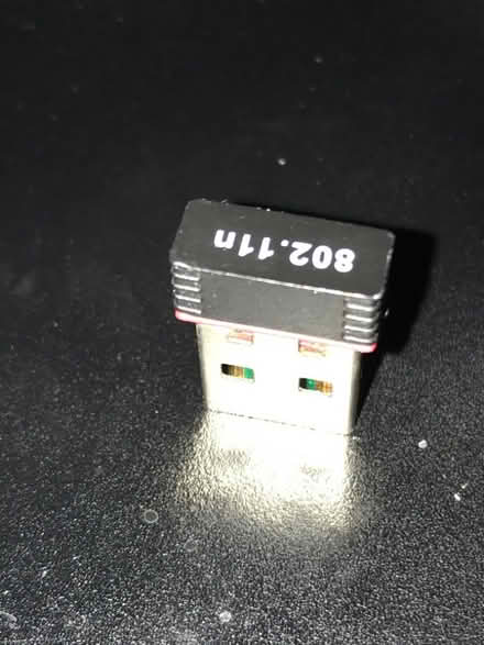 Photo of free WiFi dongle with USB. Plug ‘n’ Play (College Town GU47) #2
