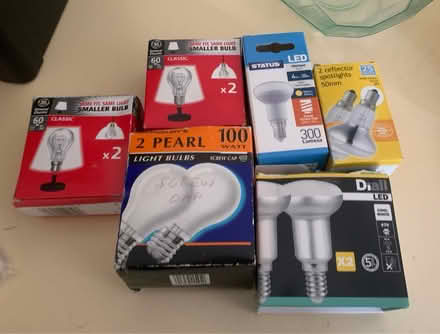Photo of free Selection of traditional lightbulbs (Farlington PO6) #1