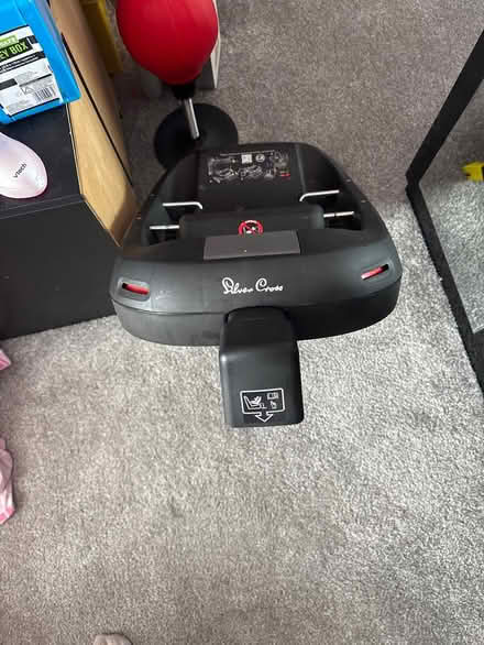 Photo of free Silver cross isofix (Chorley) #1