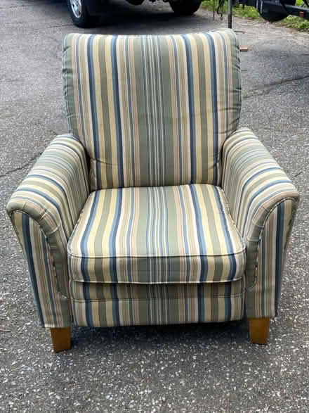 Photo of free Reclining chair (Southdown. & QEW) #2