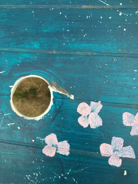 Photo of free Garden table (Tilehurst RG30) #4