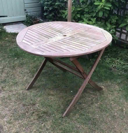 Photo of free Garden table (Teddington TW11) #1