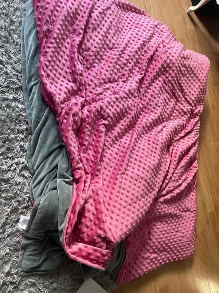 Photo of free Weighted blanket (Mississauga. Mavis and Rathbur) #2