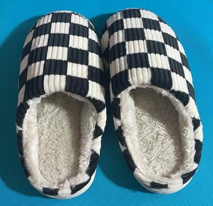Photo of free Black & White Checkered slippers (SW9 Oval) #1