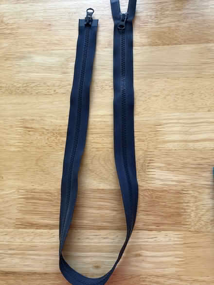 Photo of free 2 way heavy duty zip (Summertown- OX2 7P) #1
