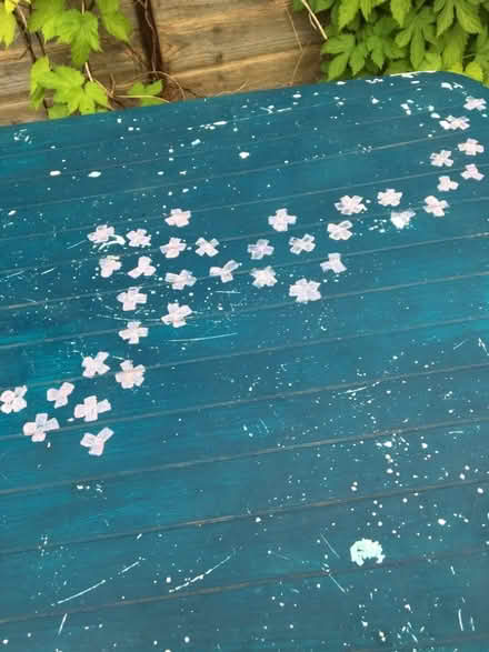 Photo of free Garden table (Tilehurst RG30) #3