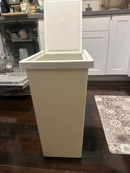 Photo of free Trash can (Alameda) #3
