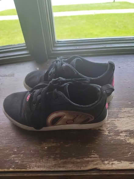 Photo of free Girls Shoes (Bridgeview) #4