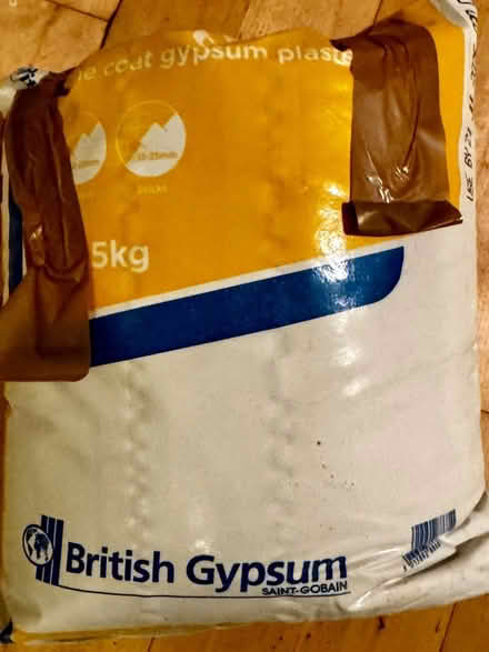 Photo of free Approx 10kg One Coat Plaster (Bruntsfield EH10) #1