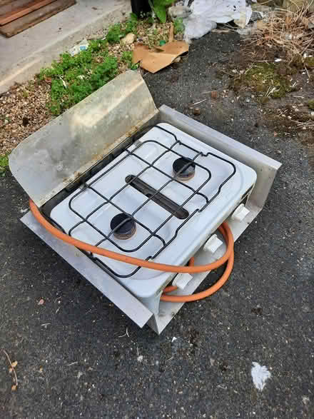 Photo of free Caravan or boat type cooker (Chelsfield BR6 6EB) #1