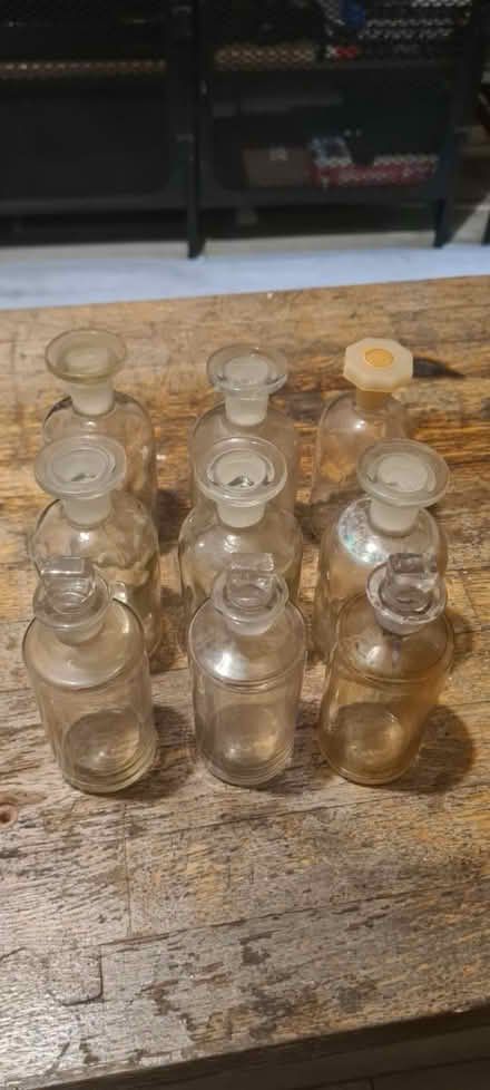 Photo of free chemistry acid bottles (CR0) #1