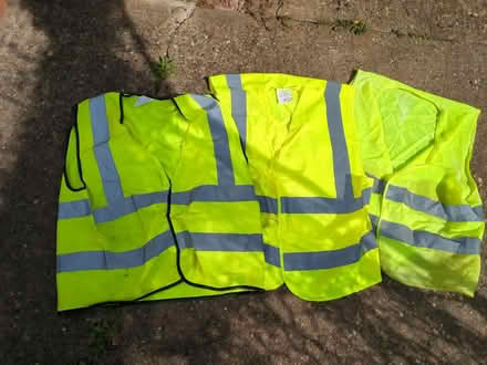 Photo of free 3x hi vis (Worcester WR2) #1