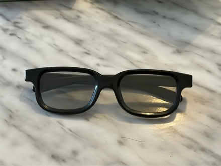 Photo of free 9x 3d glasses (Jennetts park RG12) #2