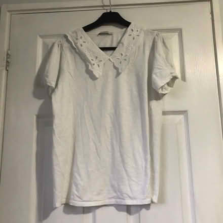 Photo of free White top (Westbury BA13) #1