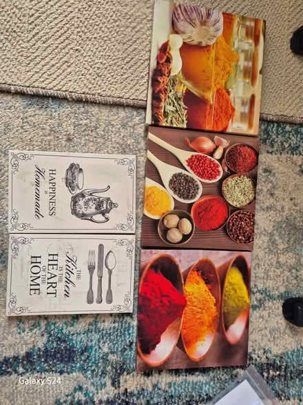 Photo of free Small canvas pictures (Royal Leamington Spa CV31) #1