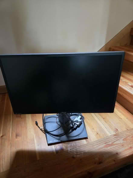 Photo of free Monitor (Central District) #1