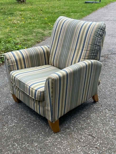 Photo of free Reclining chair (Southdown. & QEW) #1