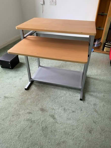 Photo of free Desk (Hoo Rochester ME3) #1