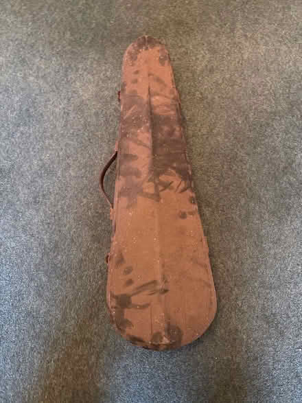 Photo of free Very old violin (The Hythe CM9) #1
