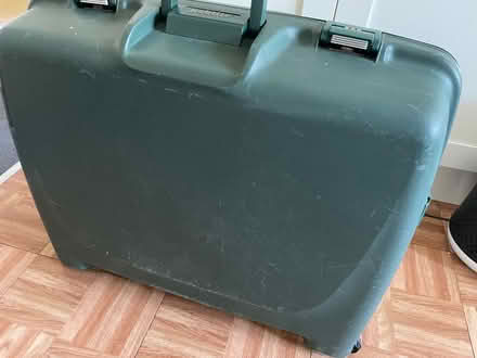 Photo of free Hard shell suitcase (Oxford-Freegle CGA OX4) #1