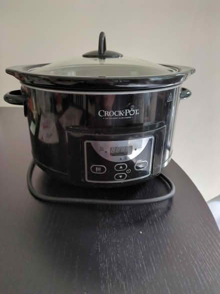 Photo of free Crockpot slow cooker (MK15 Pennyland) #1