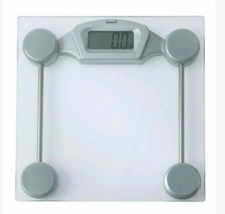 Photo of Digital scales. (Silverhill TN37) #1