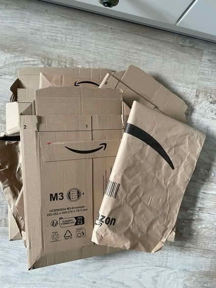 Photo of free Amazon packaging (Warden Hill GL51) #1
