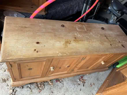 Photo of free Oak dresser (Bedloes Corner SS6) #1