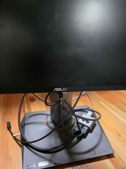 Photo of free Monitor (Central District) #3