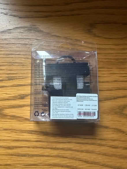 Photo of free Claire’s Accessories Aipods Case (Hemel Hempstead, HP2 area) #3