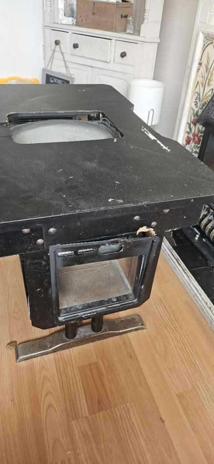 Photo of free 1980s pacman machine (Hampton TW12) #4