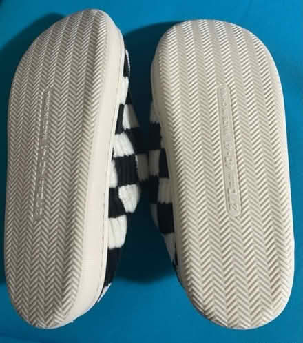 Photo of free Black & White Checkered slippers (SW9 Oval) #4