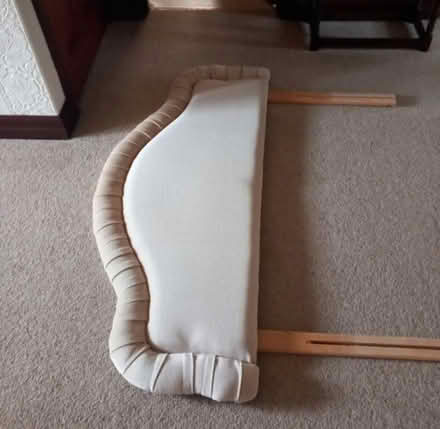 Photo of free Double headboard (DE78HY) #1