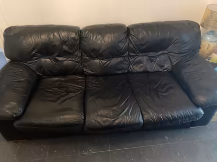 Photo of free Black leather three seater sofa (Wyken,Coventry) #4