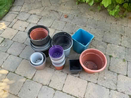 Photo of free Plant pots (Springhill WV4) #1