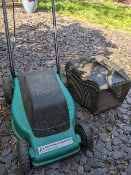Photo of free Electric lawn mower (Bowerham LA1) #2