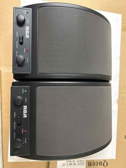 Photo of free Wireless rca speakers (Canton) #1