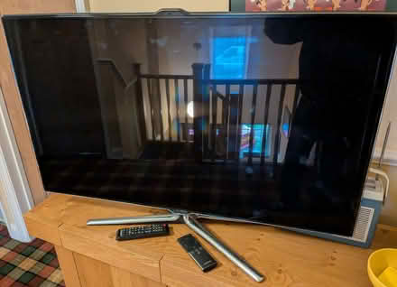 Photo of free Samsung 46" TV (Watford Heath WD19) #2