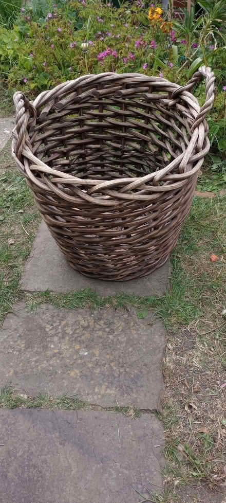 Photo of free Basket - many uses (Saint George's CO2) #1