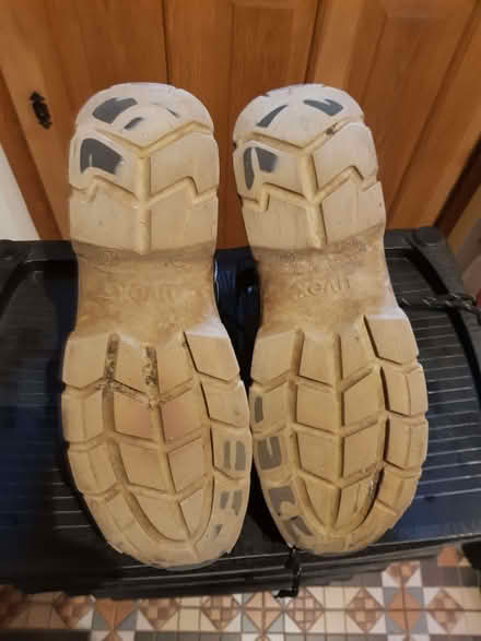 Photo of free Safety boots (Haslucks Green B90) #2