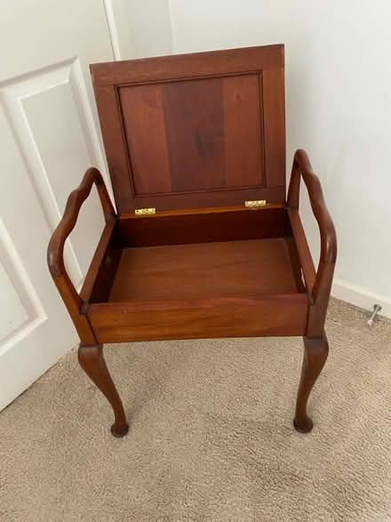 Photo of free Piano stool (Clevedon BS21) #3