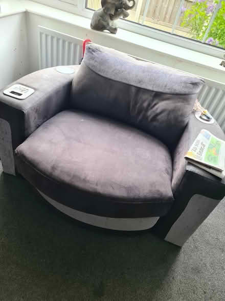 Photo of free Sofa and cuddle chair (Bd194nj) #2
