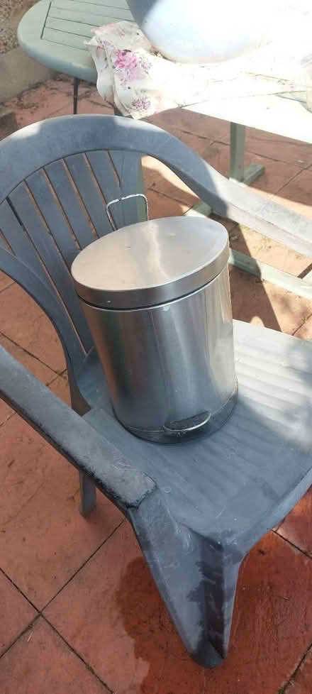 Photo of free Small pedal bin (Hanworth TW13) #3