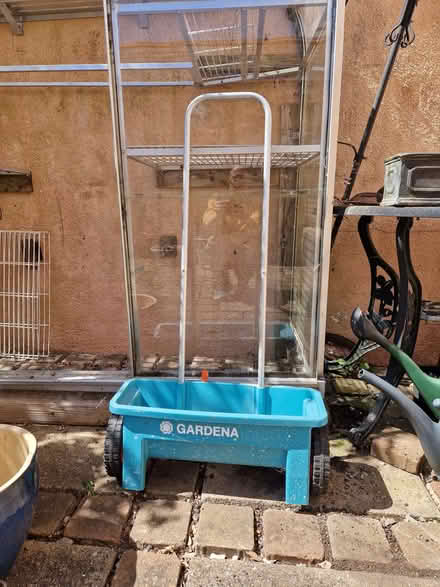 Photo of free Garden seed or fertiliser spreader (GU12) #1