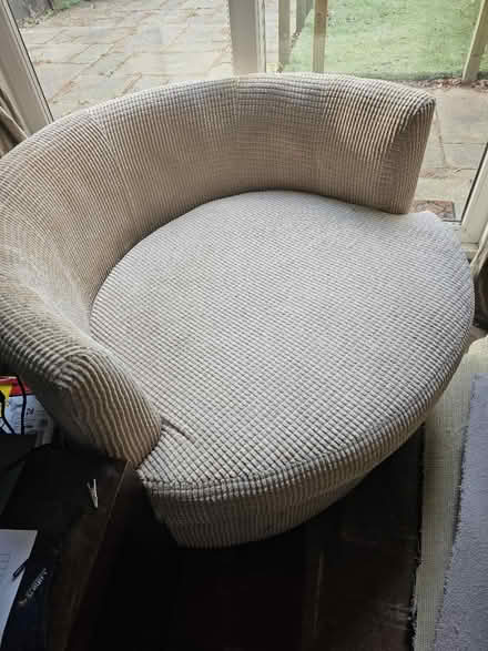 Photo of free Cream cuddle chair (GU21) #1