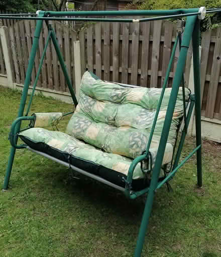 Photo of free 2 Seater Outdoor Swing Chair (Barnsley S70) #1