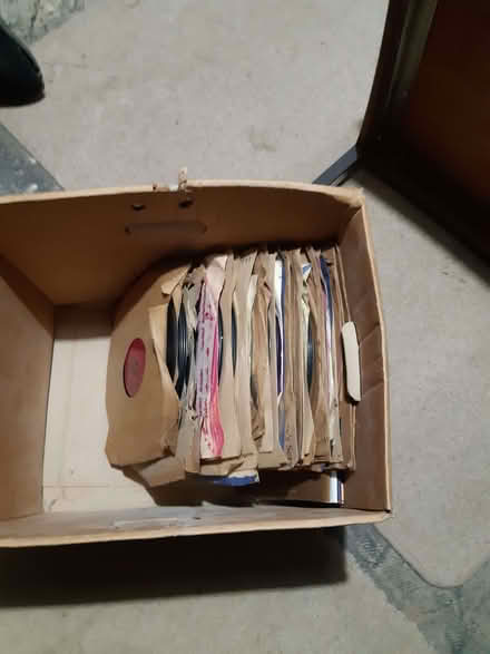 Photo of free 78 RPM Records (Old Walcot SN3) #1