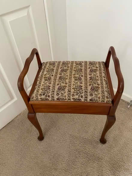 Photo of free Piano stool (Clevedon BS21) #1