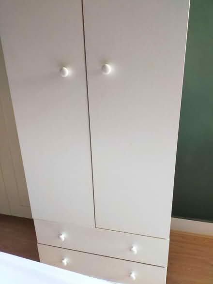 Photo of free Wardrobe with drawers (E7 8DZ) #1