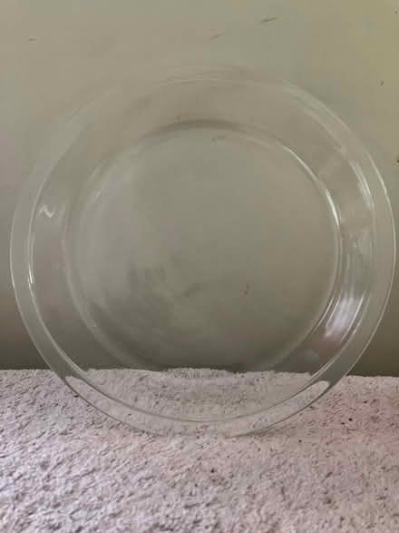 Photo of free Pyrex 23cm (9") Pie Plate (Near Gary Ave & Schick Rd) #1